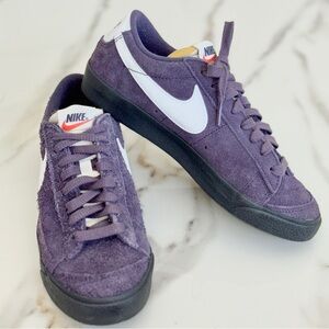 Nike w 7.5 Blazer Low '77 Vintage raisin